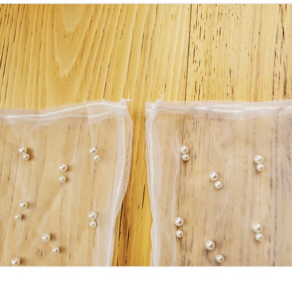 NWT Long Sheer Wedding Gloves with Pearls - Picture 5 of 5